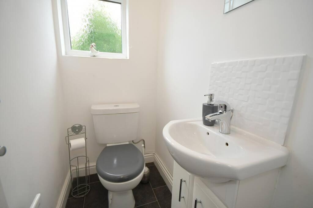 Little Hare Lodge - Spacious 2 Bedroom Attached Bungalow Удхол Спа Екстериор снимка