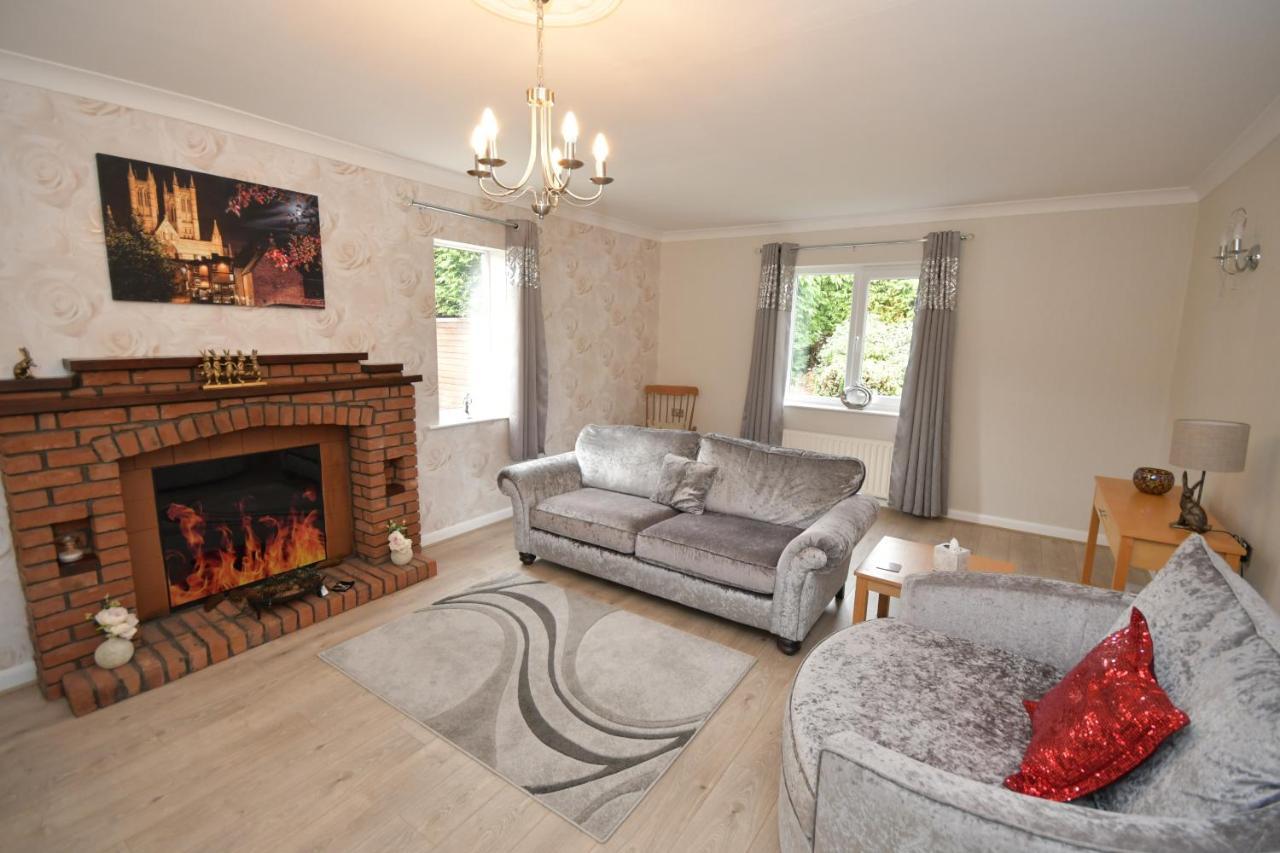 Little Hare Lodge - Spacious 2 Bedroom Attached Bungalow Удхол Спа Екстериор снимка